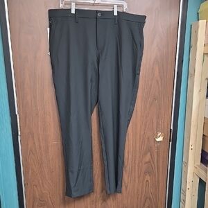 Haggar Size 40x30 Black Straight Fit InMotion Performance Pant